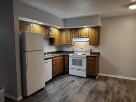 featured image of 16950 Woodland Dr #7