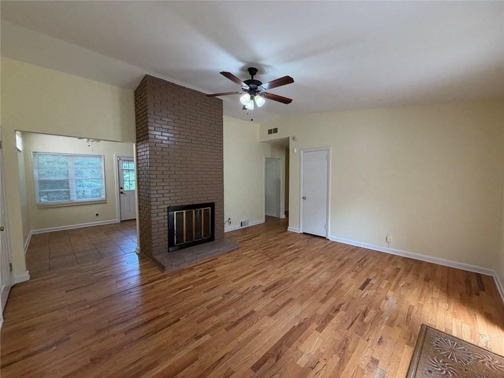 2720 Hollywood Dr - Photo 3 of 20