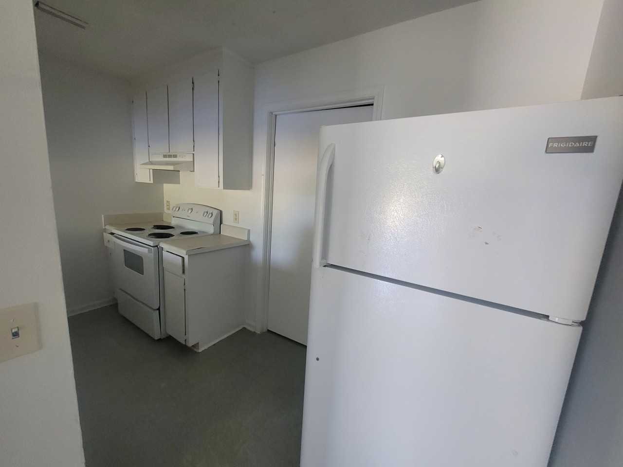 804 Grant St - Photo 6 of 7