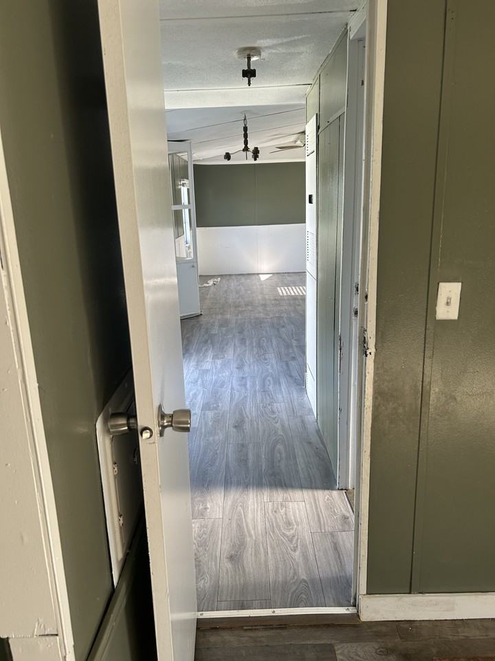 2846 Minnesota Ave - Photo 5 of 7