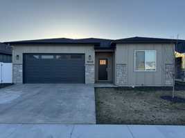 featured image of 16543 N Red Oak Dr