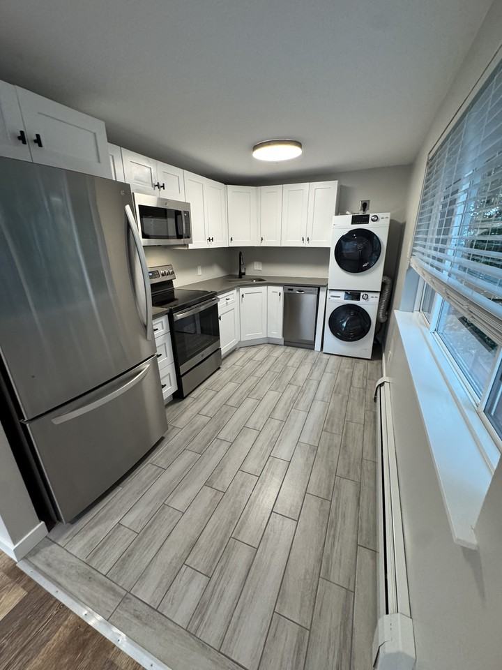 1960 Eaton St #5