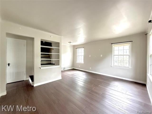 1305 Collegewood St - Photo 6 of 26