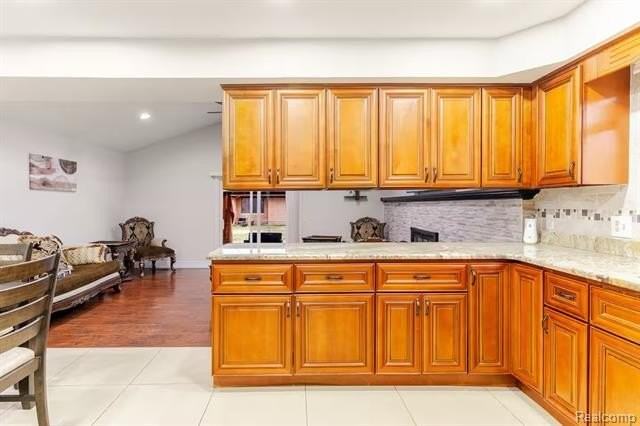 2308 Kipling Dr - Photo 3 of 33