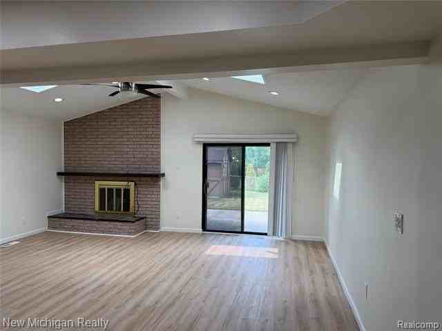 4741 Bloomfield Dr - Photo 7 of 23