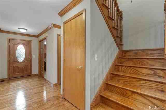 47105 Liberty Bell Rd E - Photo 5 of 50