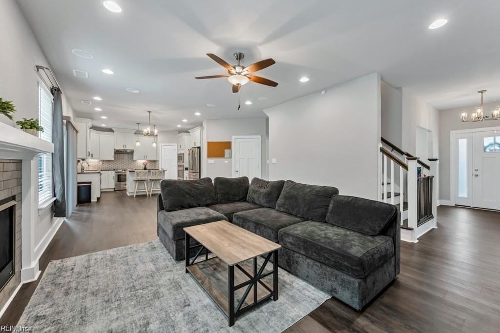 219 Dunway Ln - Photo 7 of 18