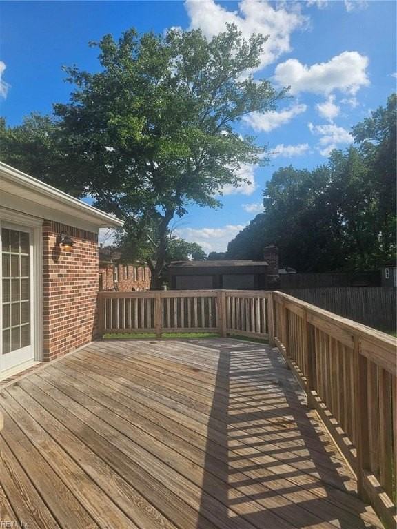 1068 Sharon Dr - Photo 2 of 34