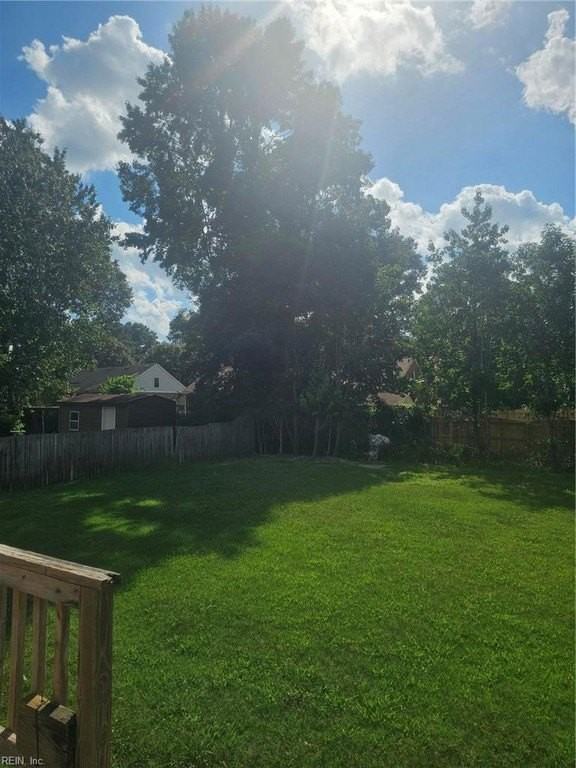 1068 Sharon Dr - Photo 4 of 34
