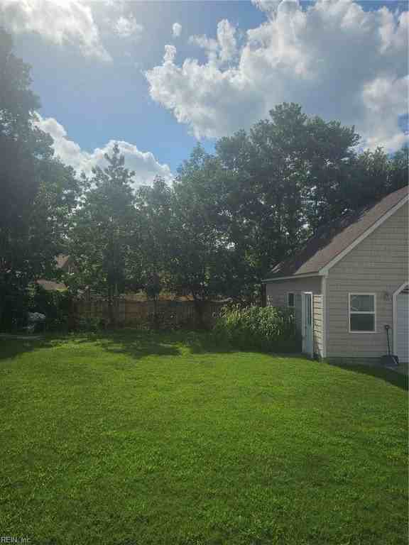 1068 Sharon Dr - Photo 5 of 34