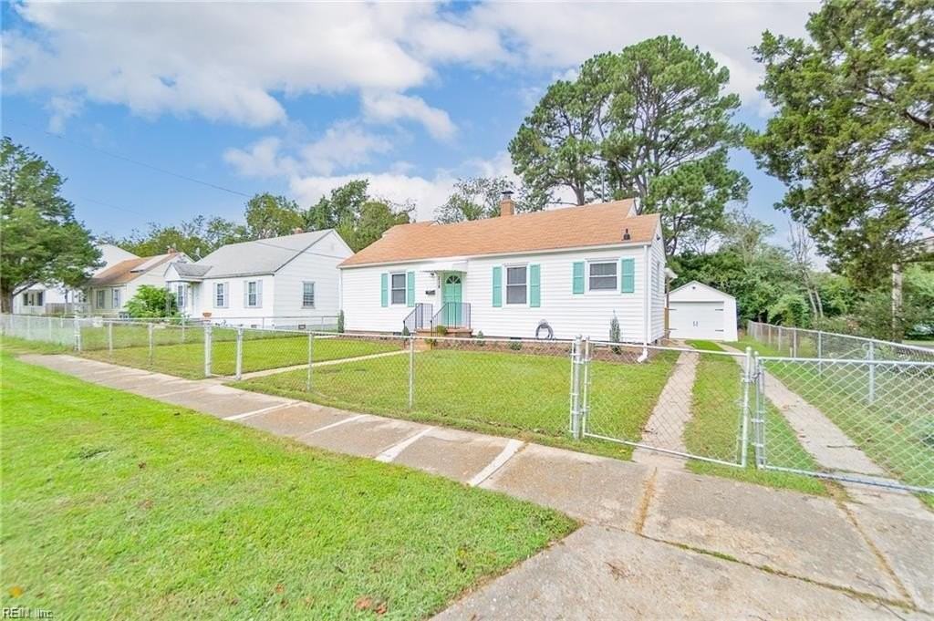 218 Beechwood Ave - Photo 3 of 29