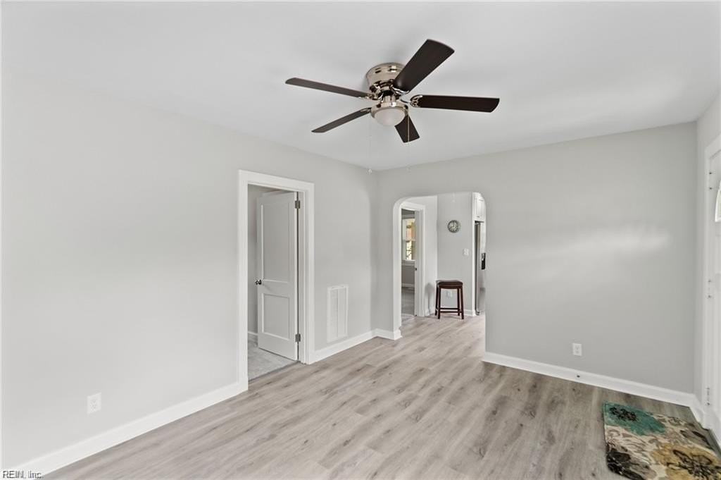 218 Beechwood Ave - Photo 6 of 29
