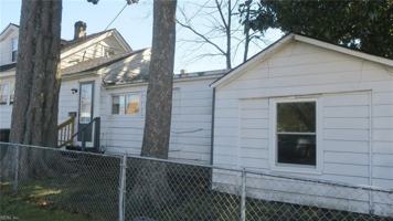 featured image of 2615 Orcutt Ave #3
