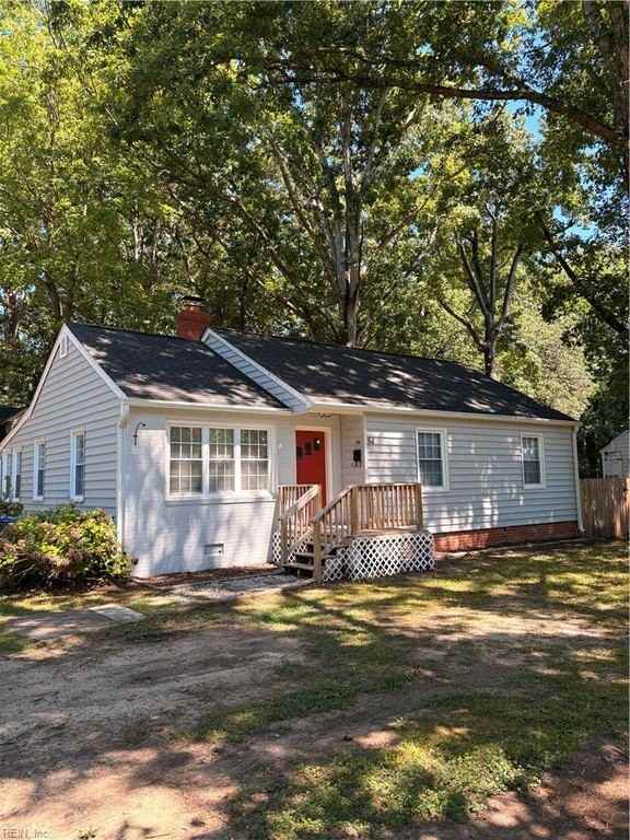 84 Madison Ln N