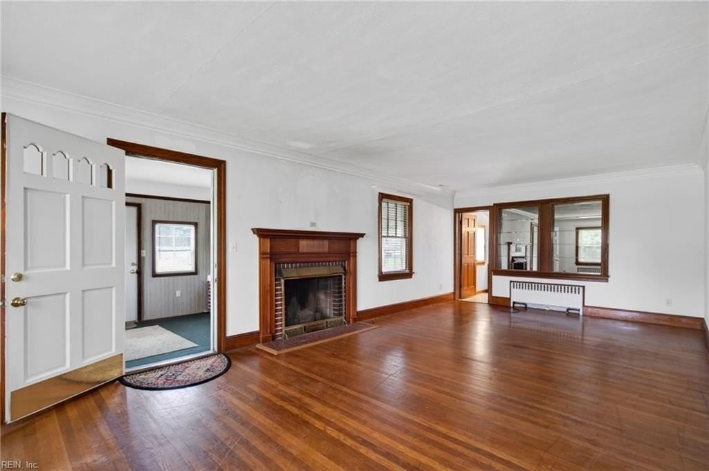 4657 Godwin Blvd - Photo 2 of 27