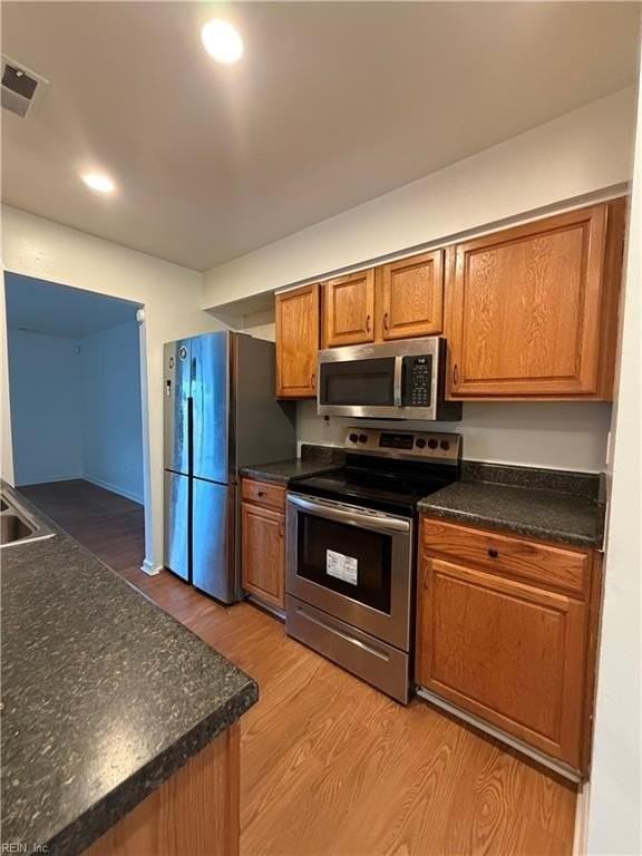 1046 Commonwealth Pl - Photo 4 of 31