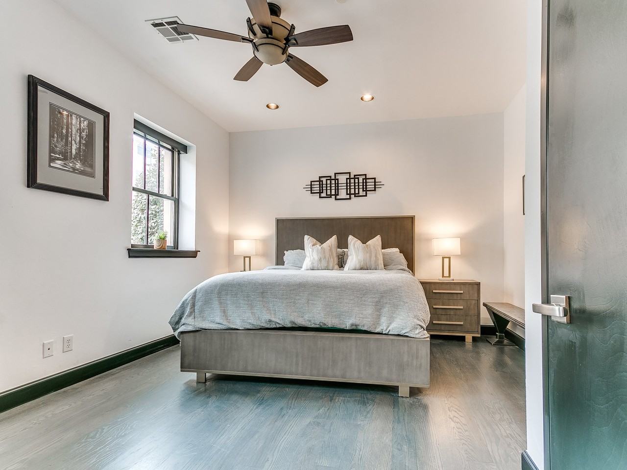 109 Ne 3rd St - Photo 5 of 22