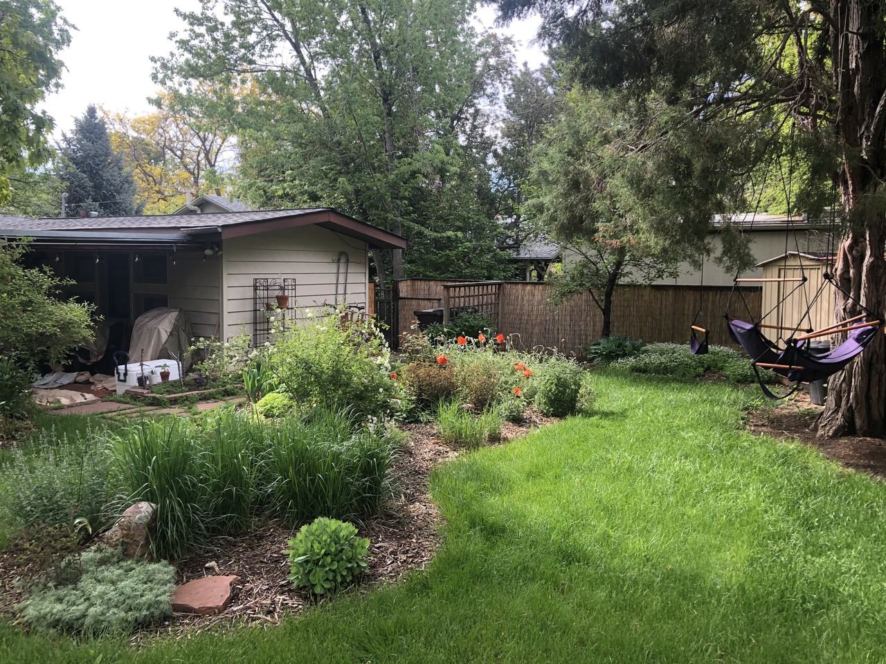 3019 Washington St - Photo 2 of 19