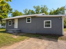 1306 Locust St - Photo 1 of 1
