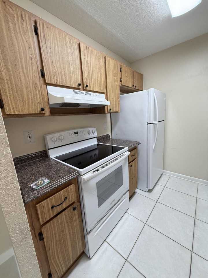 9980 Twin Lakes Dr #35C - Photo 3 of 14