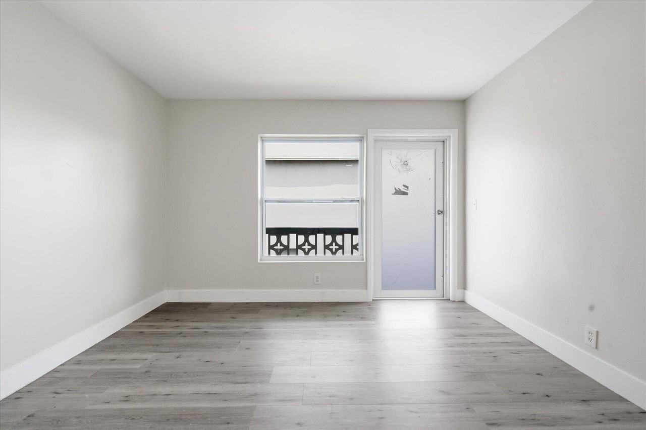 1638 Plunkett St #1 - Photo 4 of 23