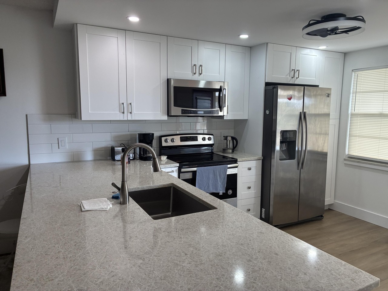 3405 Bimini Ln #D4 - Photo 3 of 36