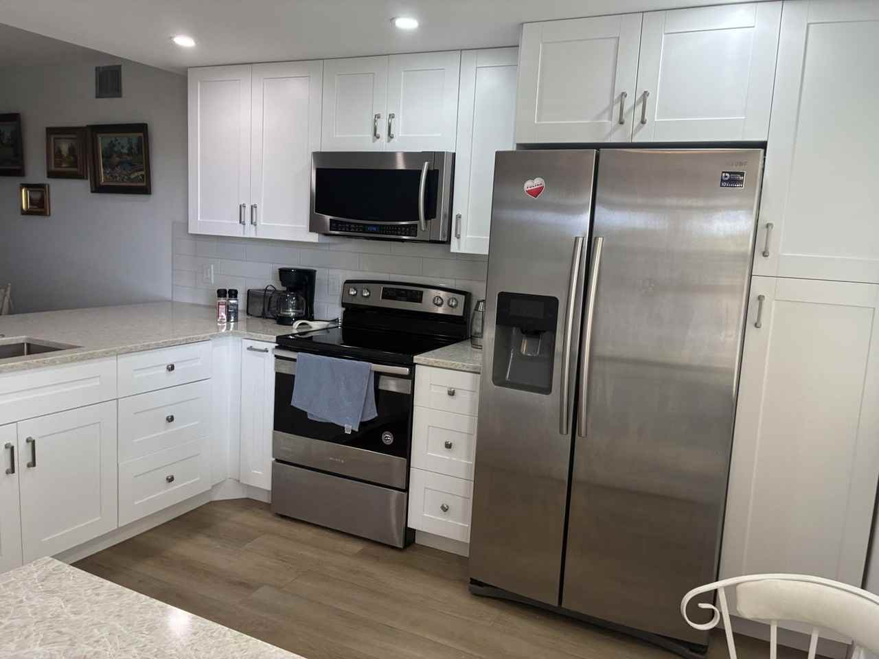 3405 Bimini Ln #D4 - Photo 4 of 36