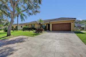 featured image of 4142 Nw 58th Dr