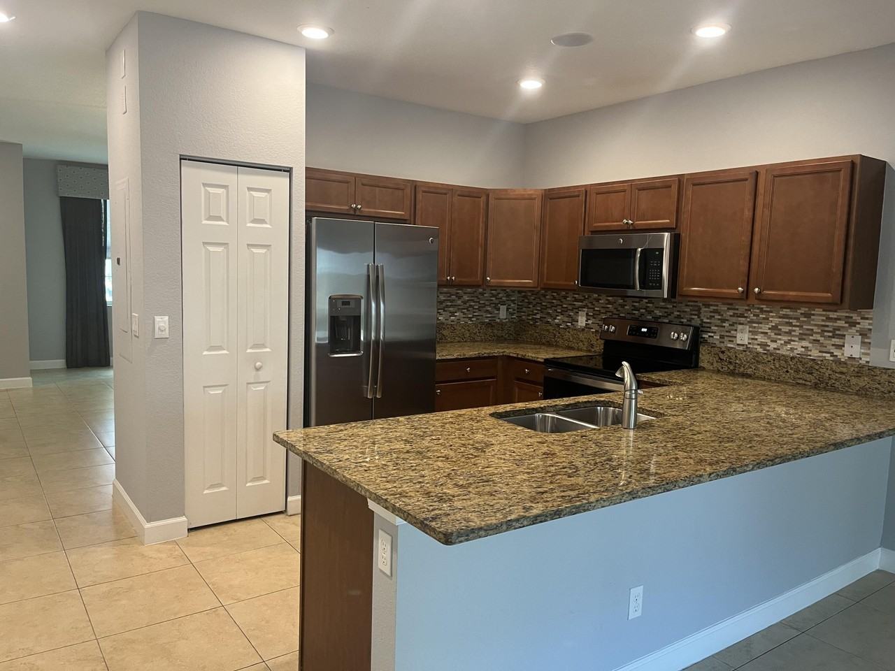4328 Braxton Ave - Photo 2 of 50