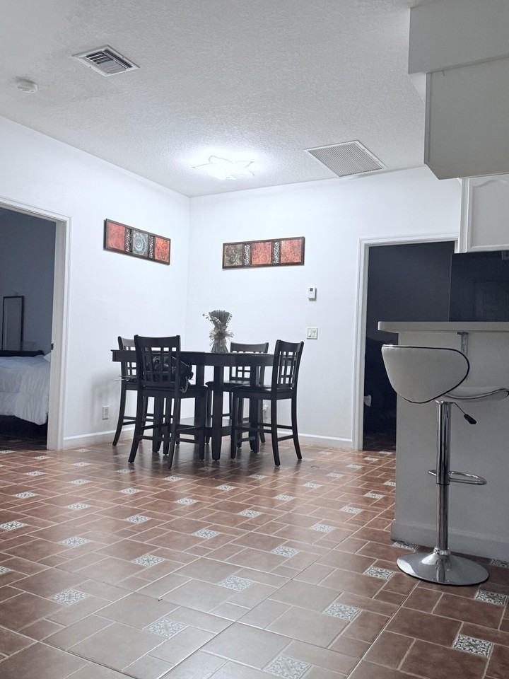 11937 Sturbridge Ln #10B - Photo 7 of 29
