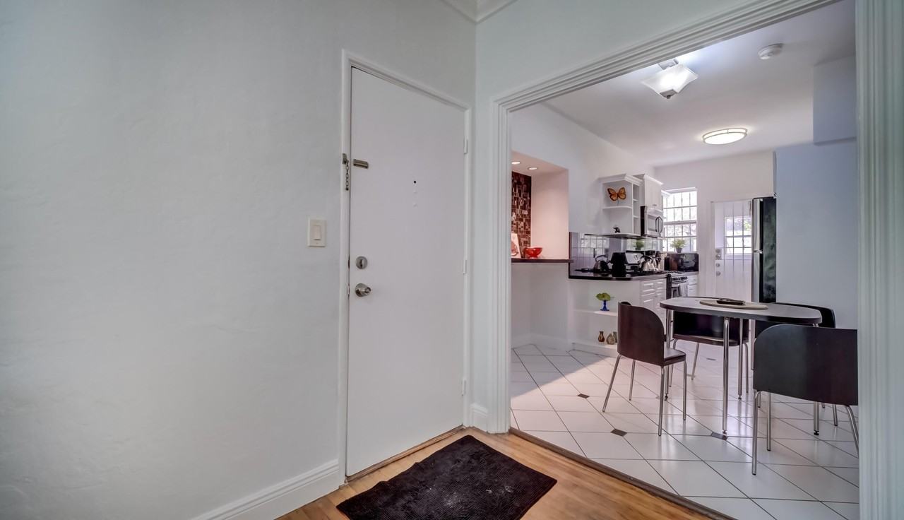 825 Jefferson Ave #2 - Photo 3 of 28