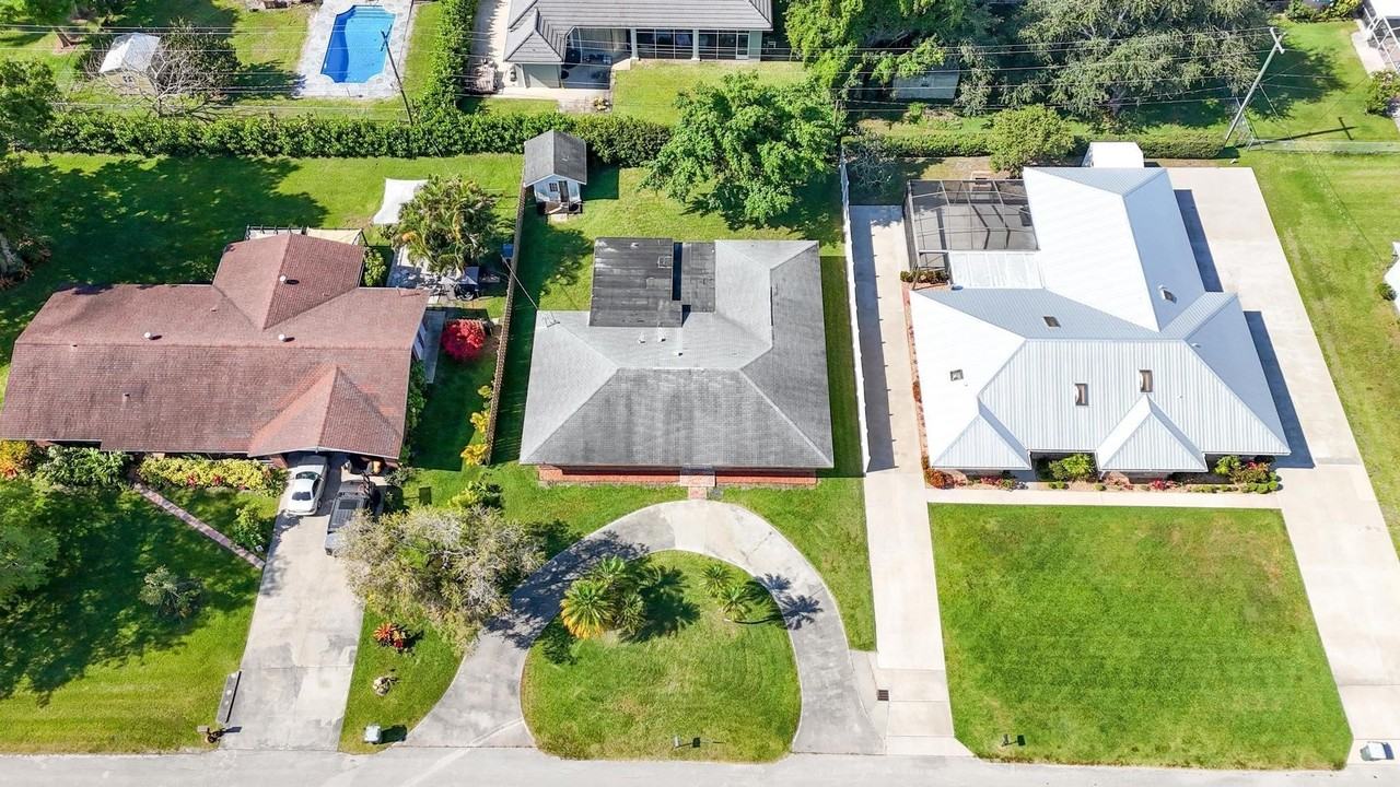 534 E Del Monte Ave - Photo 2 of 50