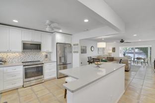 772 Nantucket Cir #B - Photo 1 of 1