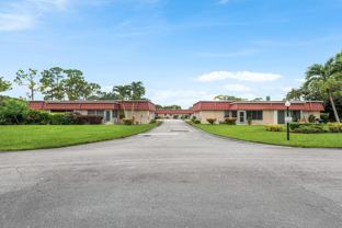 687 Marlboro Oval #A - Photo 1 of 1