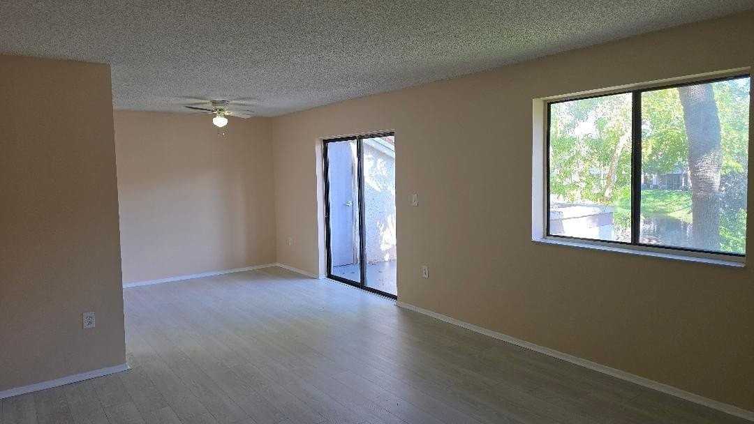 3242 Coral Lake Ln #3242 - Photo 5 of 17