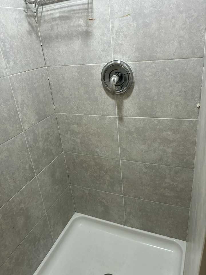 820 Sw 9th St #1-8 - Photo 5 of 7