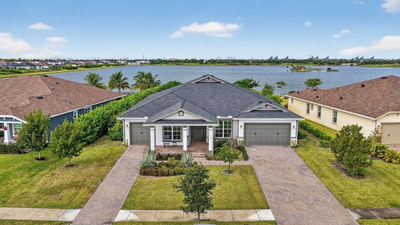 799 Hookline Cir - Photo 2 of 50