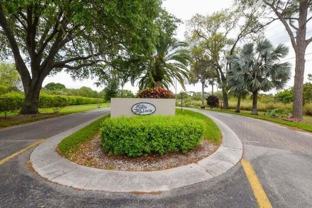 7 Lake Vista Trl #204 - Photo 1 of 1