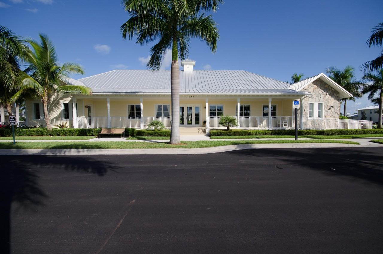 1165 Islamorada Dr - Photo 4 of 18