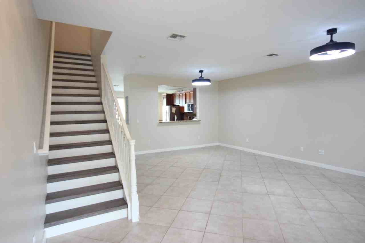 1165 Islamorada Dr - Photo 6 of 18