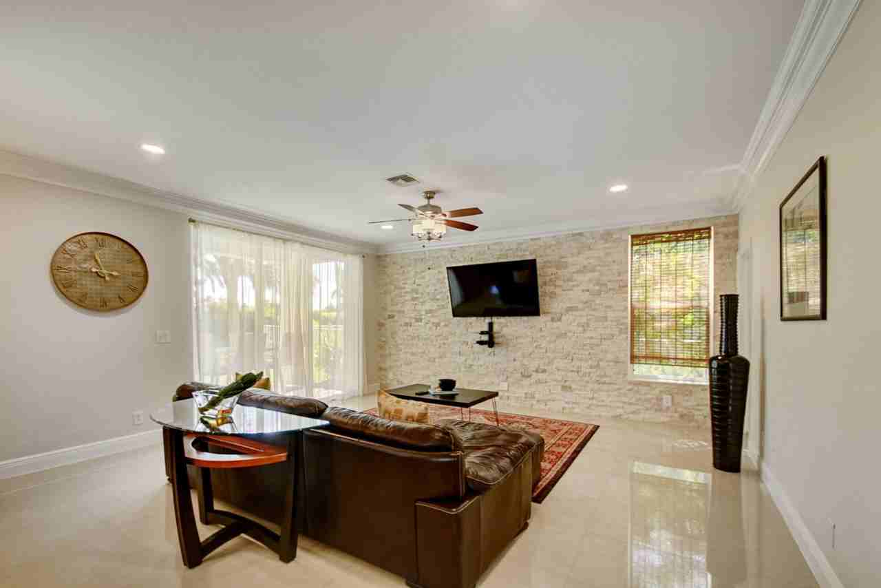 4006 Bahia Isle Cir - Photo 7 of 39