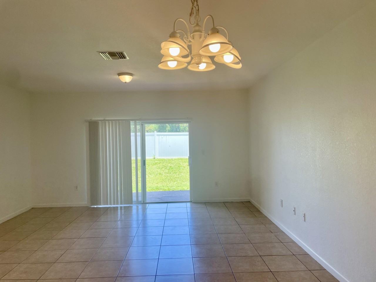 5187 Se Mariner Garden Cir - Photo 5 of 13
