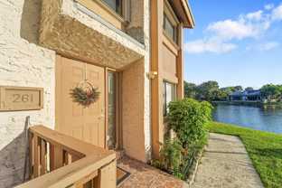 261 Wimbledon Lake Dr - Photo 1 of 1