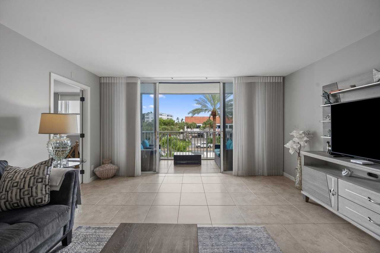 2860 S Ocean Blvd #316 - Photo 7 of 27