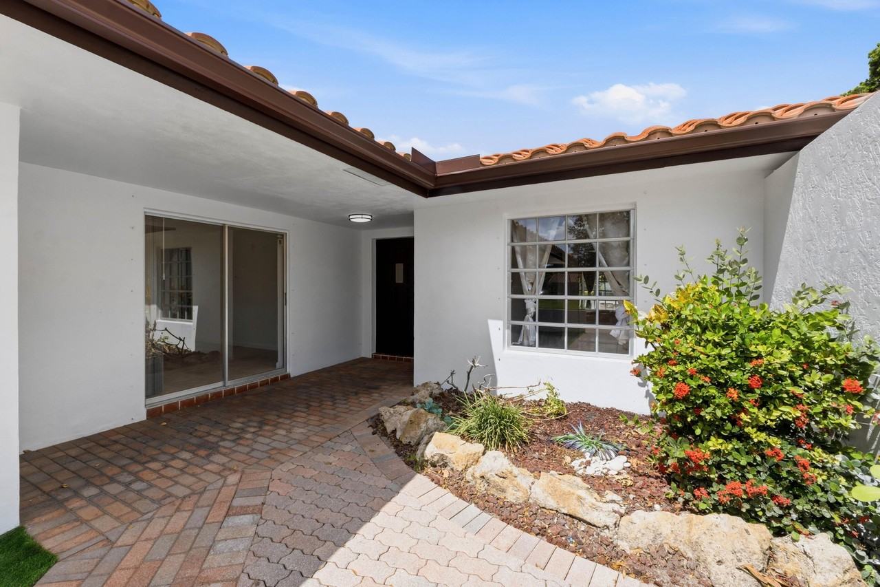 3310 Nw 90th Ave #S - Photo 4 of 35