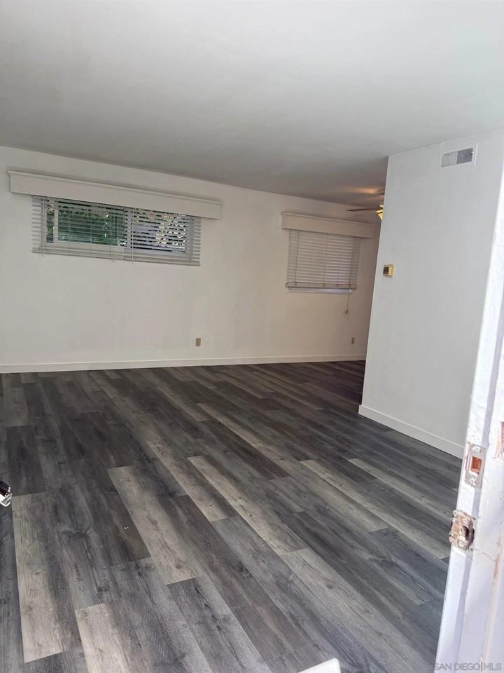 471 E Ave - Photo 7 of 11