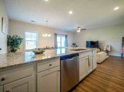 1768 Snead Dr - Photo 4 of 18