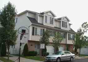 featured image of 40 Hemlock Ln