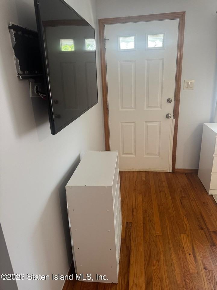 40 Hemlock Ln - Photo 2 of 14