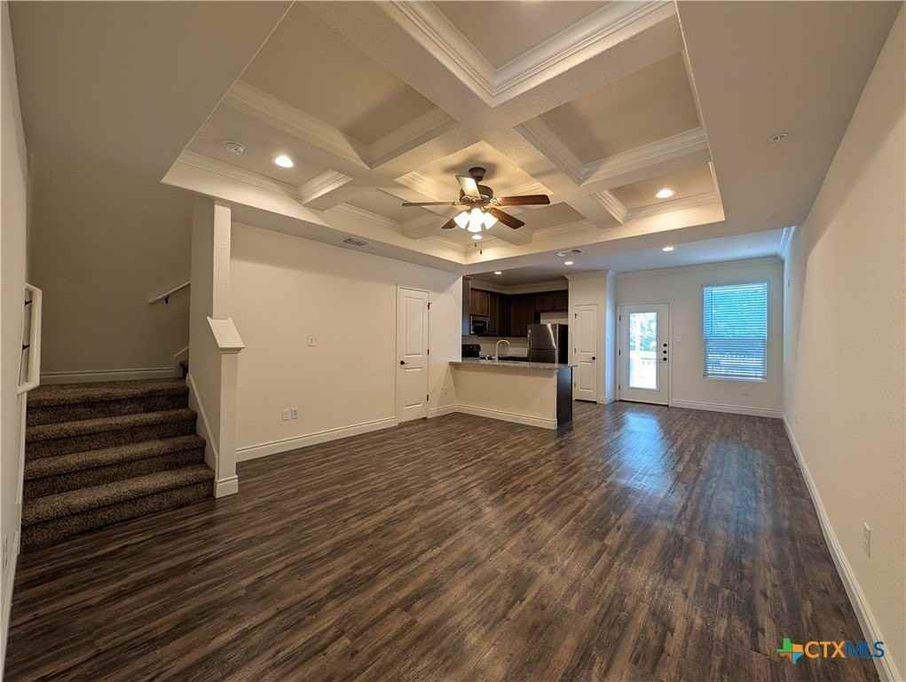 340 Untermaier St - Photo 3 of 27